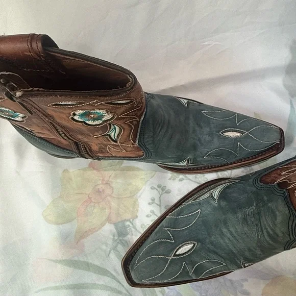 Embroidered Leather Cowboy Boots - Picture 2 of 6